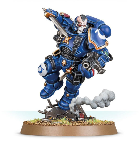 Space Marines Primaris Lieutenant in Reiver Armour